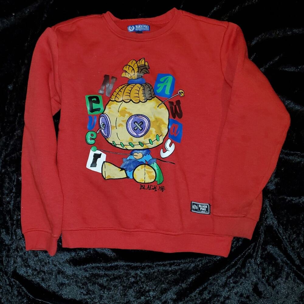 BLACK PIKE Sweater